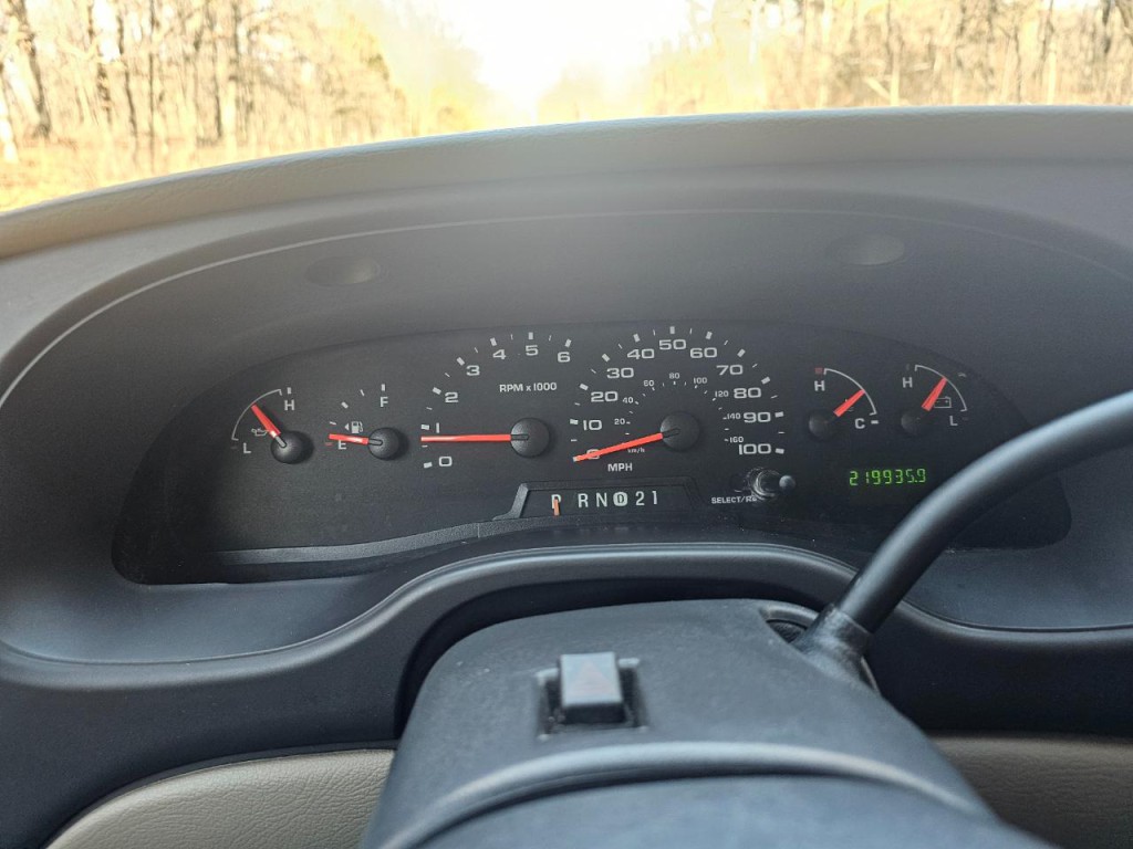 2007 Ford Econoline Image 36