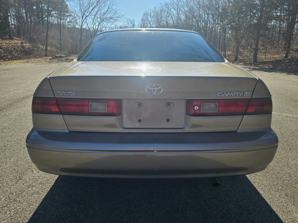 1999 Toyota Camry Image 7