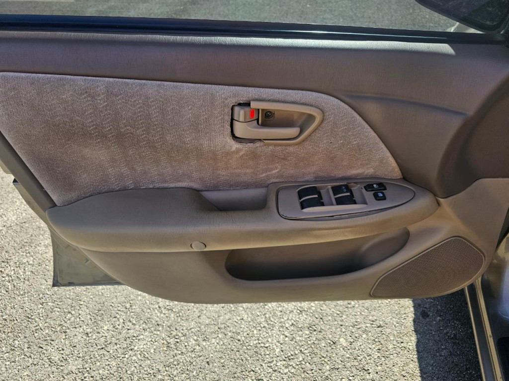 1999 Toyota Camry Image 22