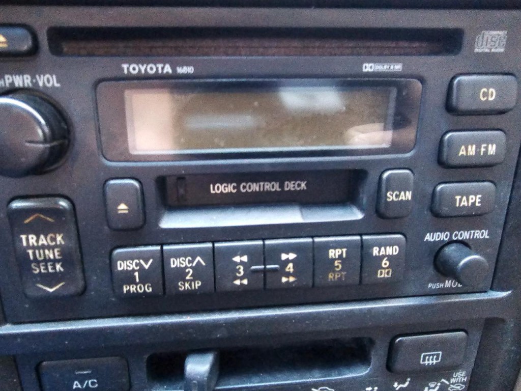 1999 Toyota Camry Image 33