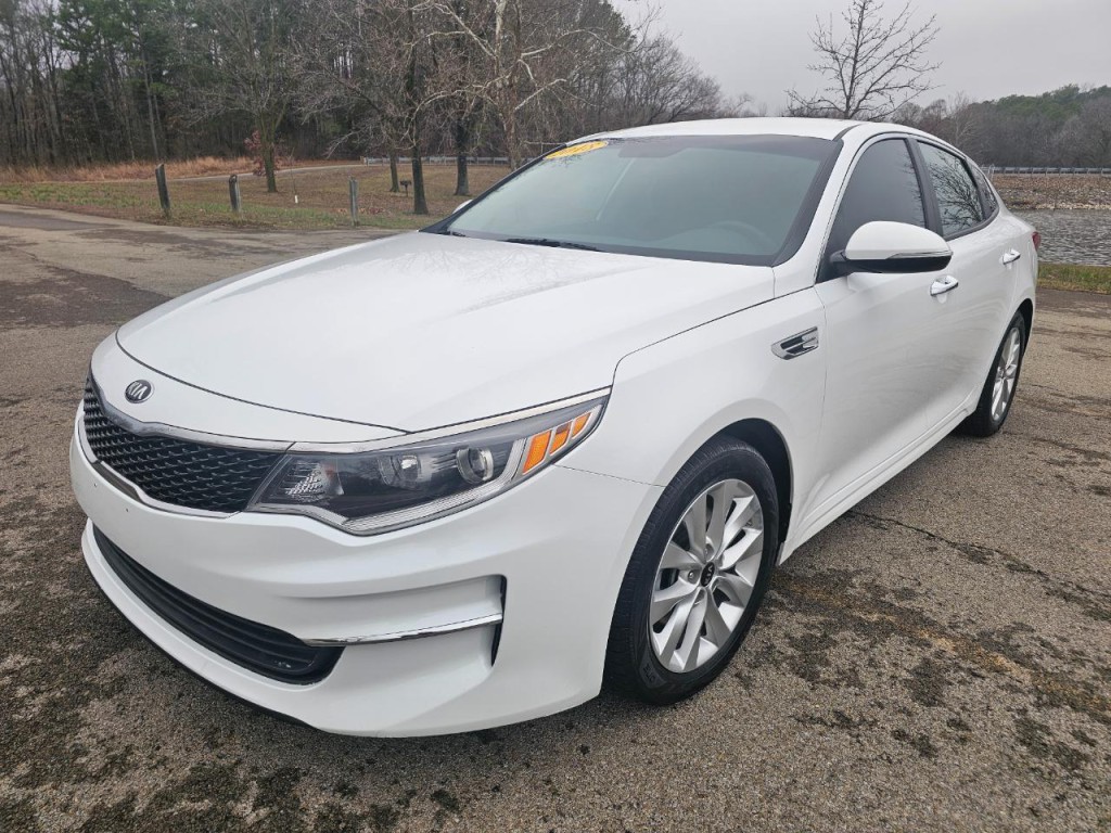 2018 Kia Optima Image 12