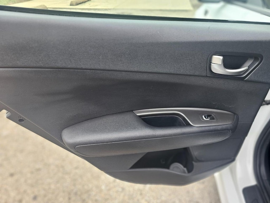 2018 Kia Optima Image 22