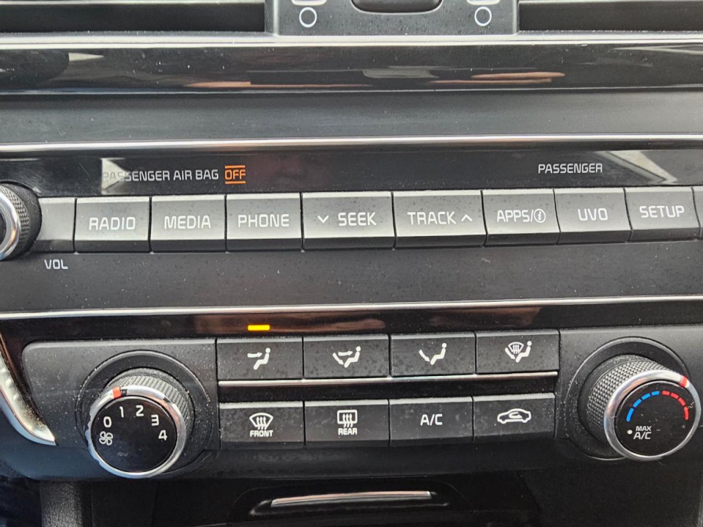 2018 Kia Optima Image 39