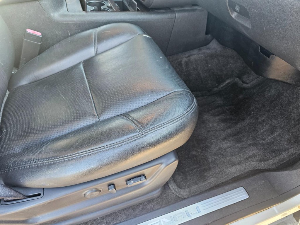 2014 GMC Yukon Image 18