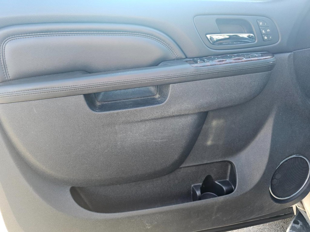 2014 GMC Yukon Image 28