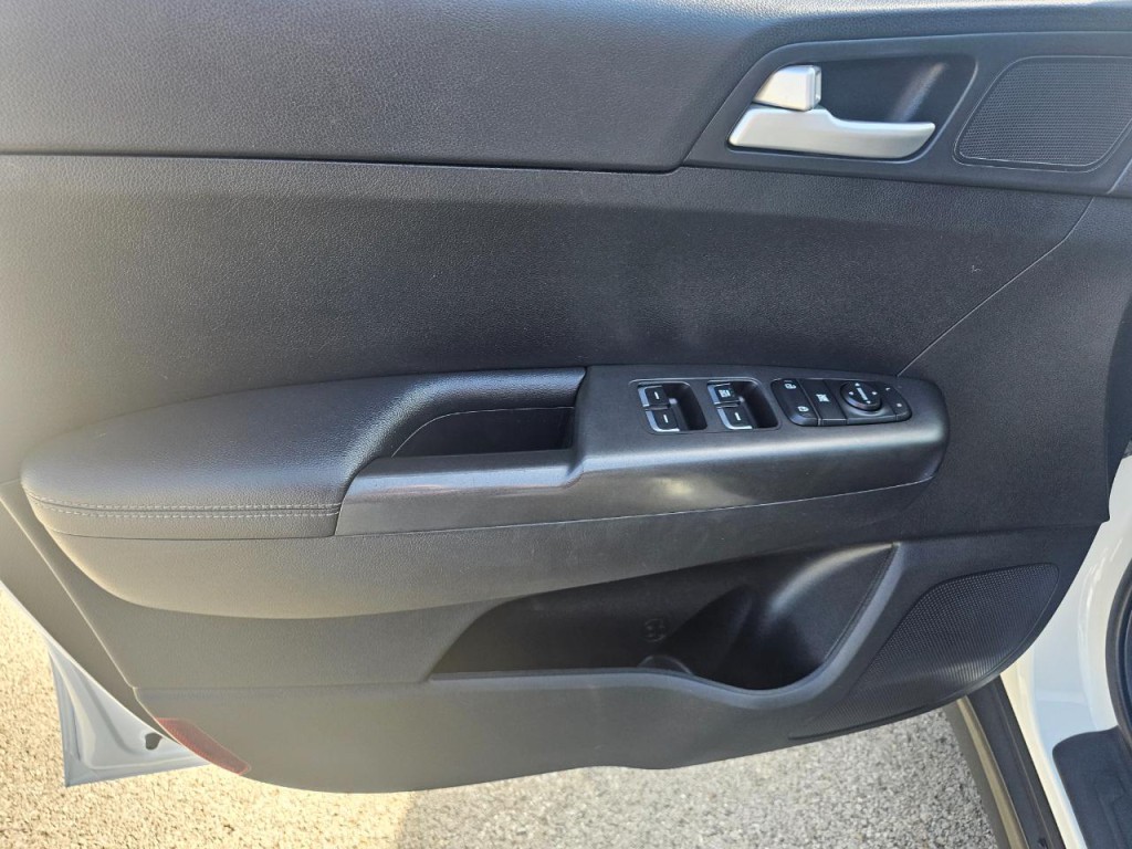 2018 Kia Sportage Image 24