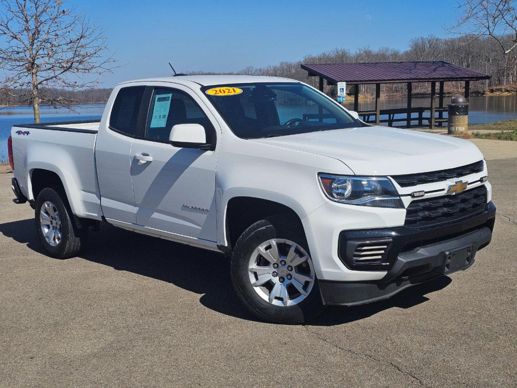2021 Chevrolet Colorado Image 2