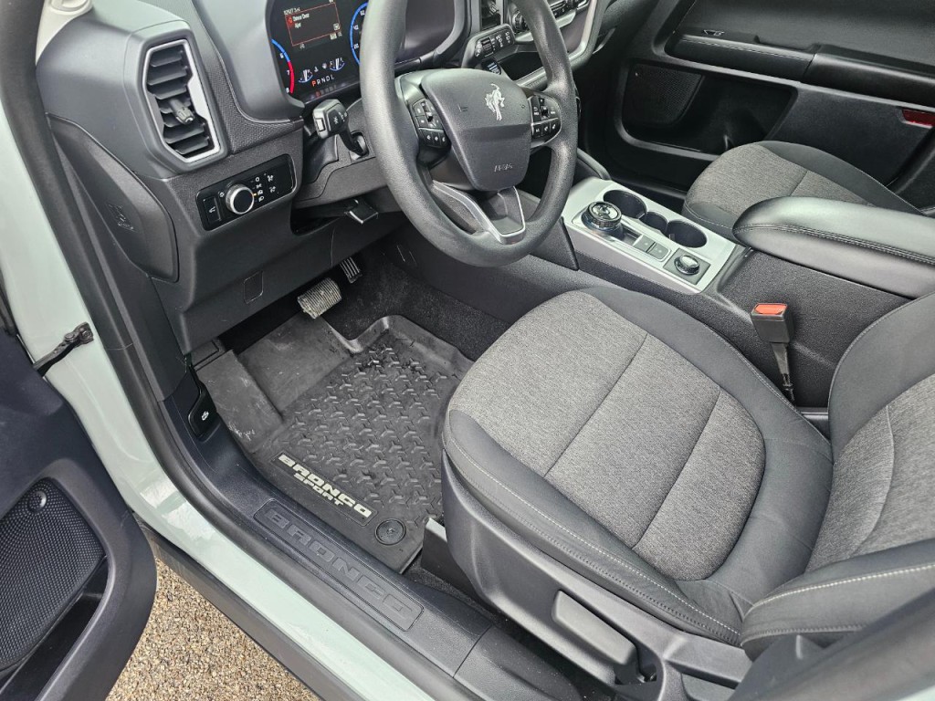 2024 Ford Bronco Image 24