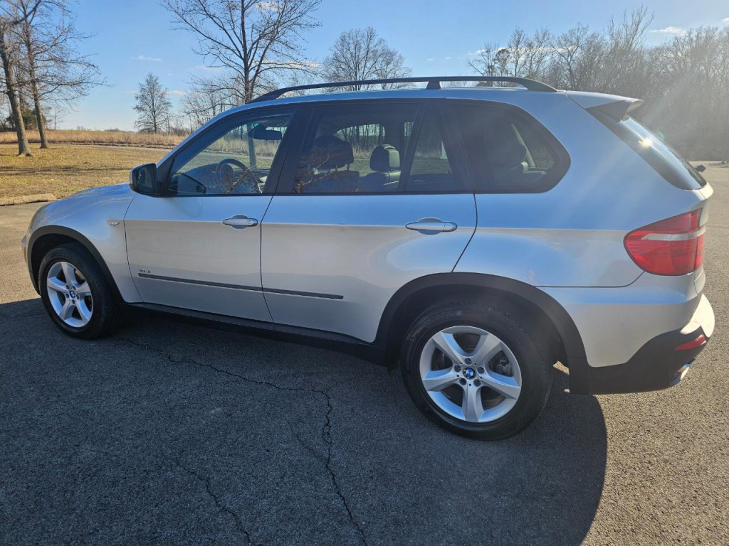 2008 BMW X5 Image 9