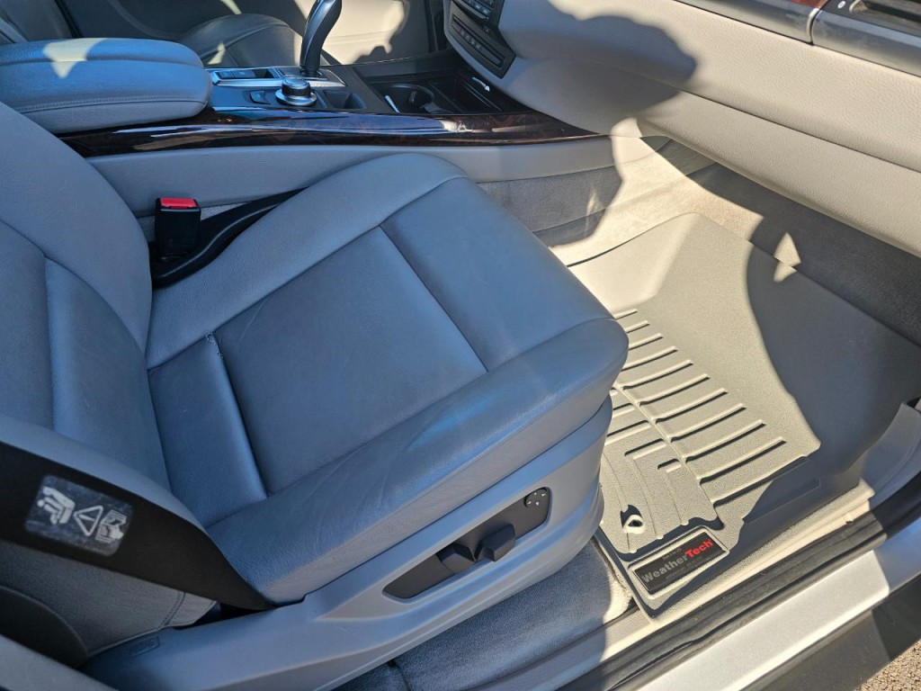 2008 BMW X5 Image 18