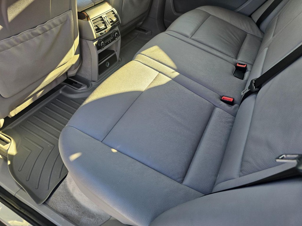 2008 BMW X5 Image 24