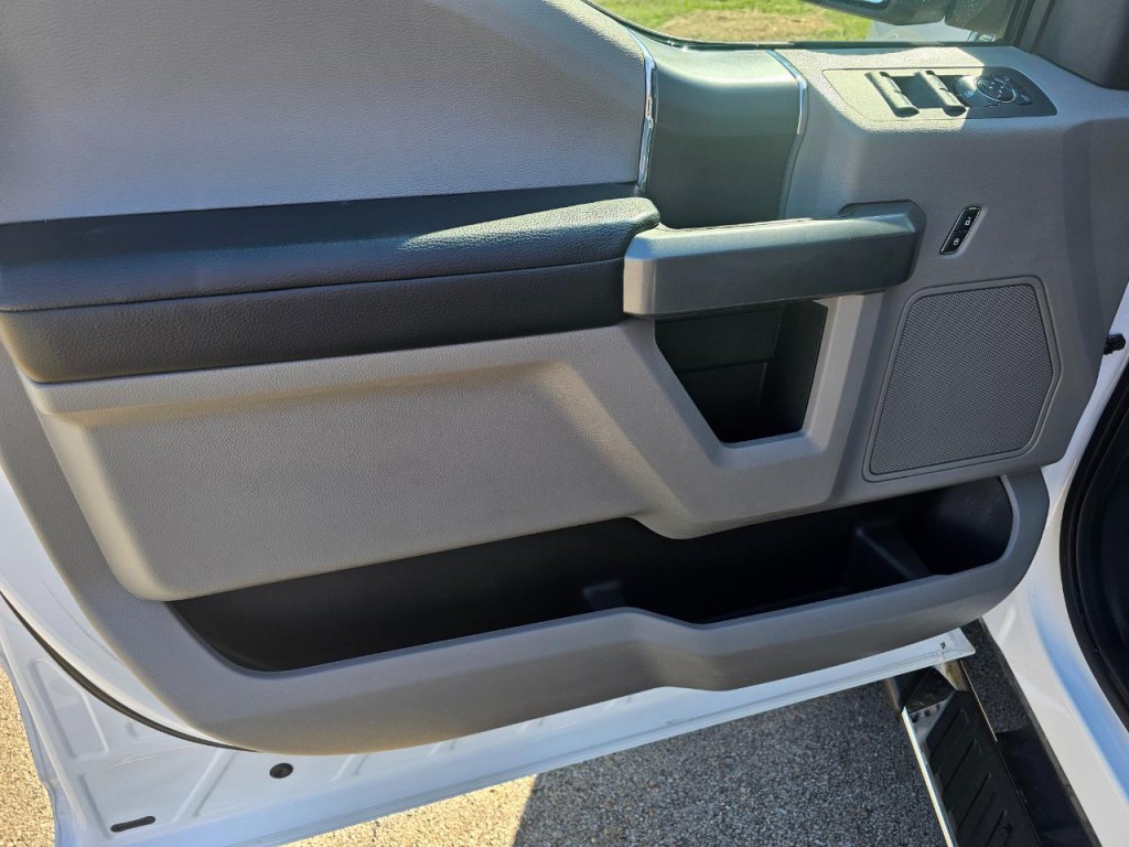 2016 Ford F-150 Image 25