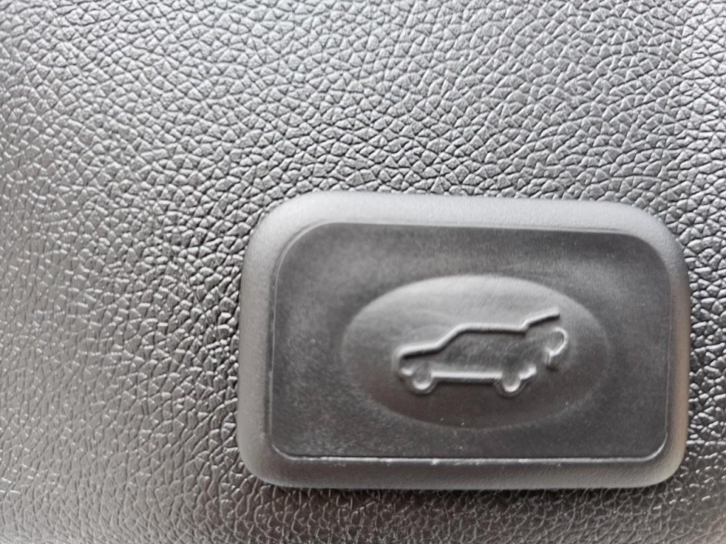 2012 GMC Acadia Image 24