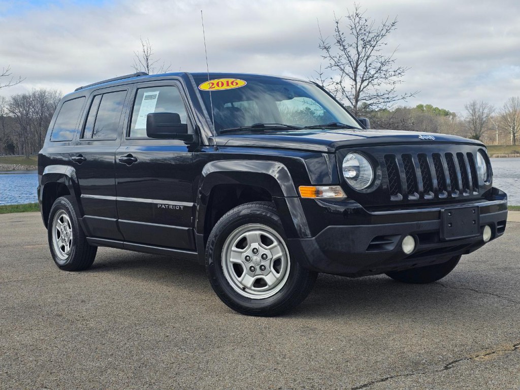 2016 Jeep Patriot Image 1