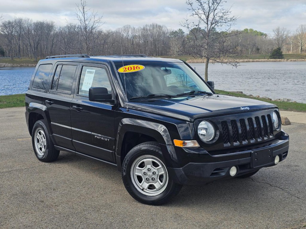 2016 Jeep Patriot Image 2