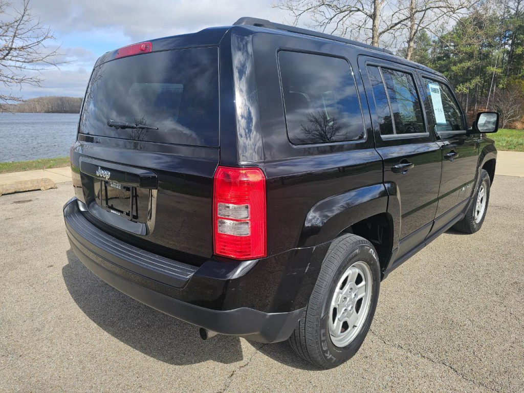 2016 Jeep Patriot Image 6