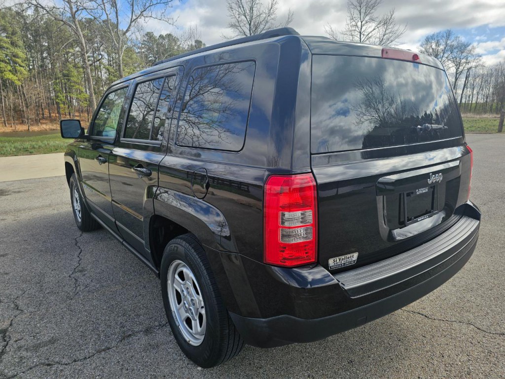 2016 Jeep Patriot Image 8