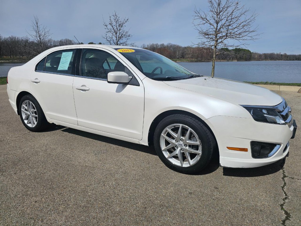 2012 Ford Fusion Image 3