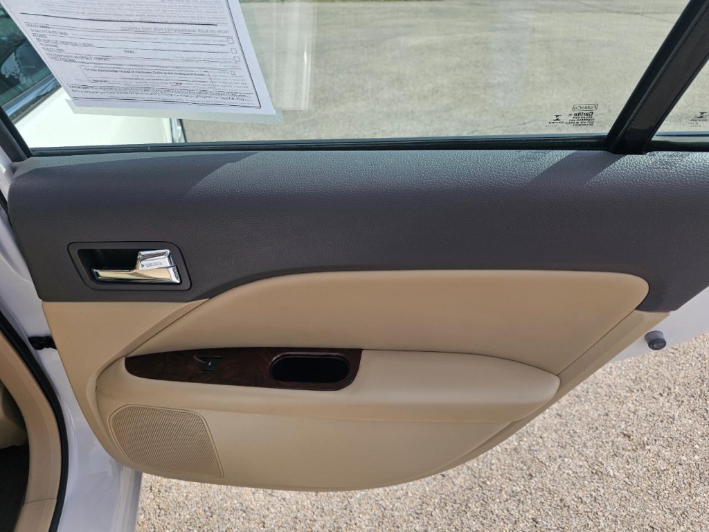 2012 Ford Fusion Image 18
