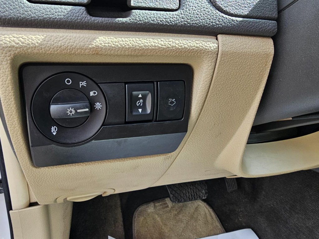 2012 Ford Fusion Image 32