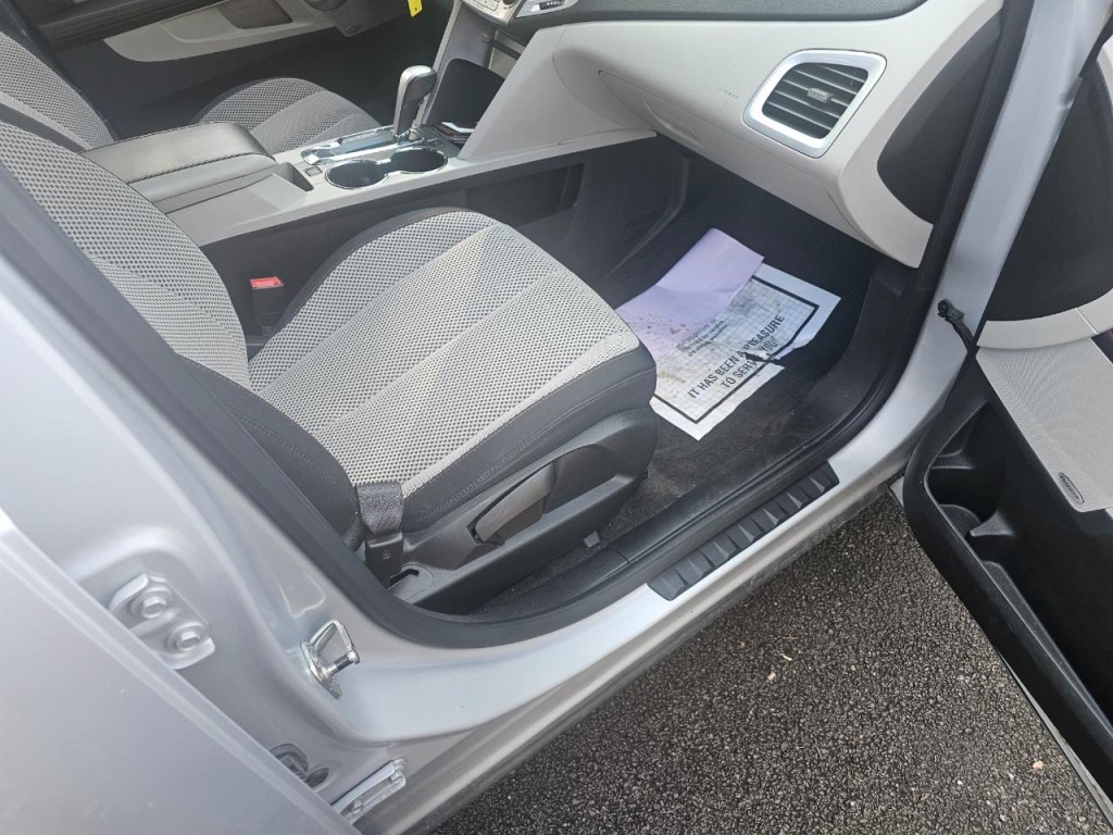 2011 GMC Terrain Image 5