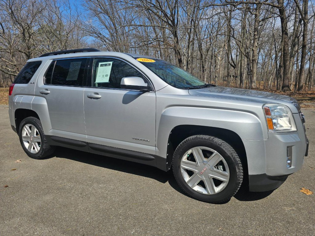 2011 GMC Terrain Image 3