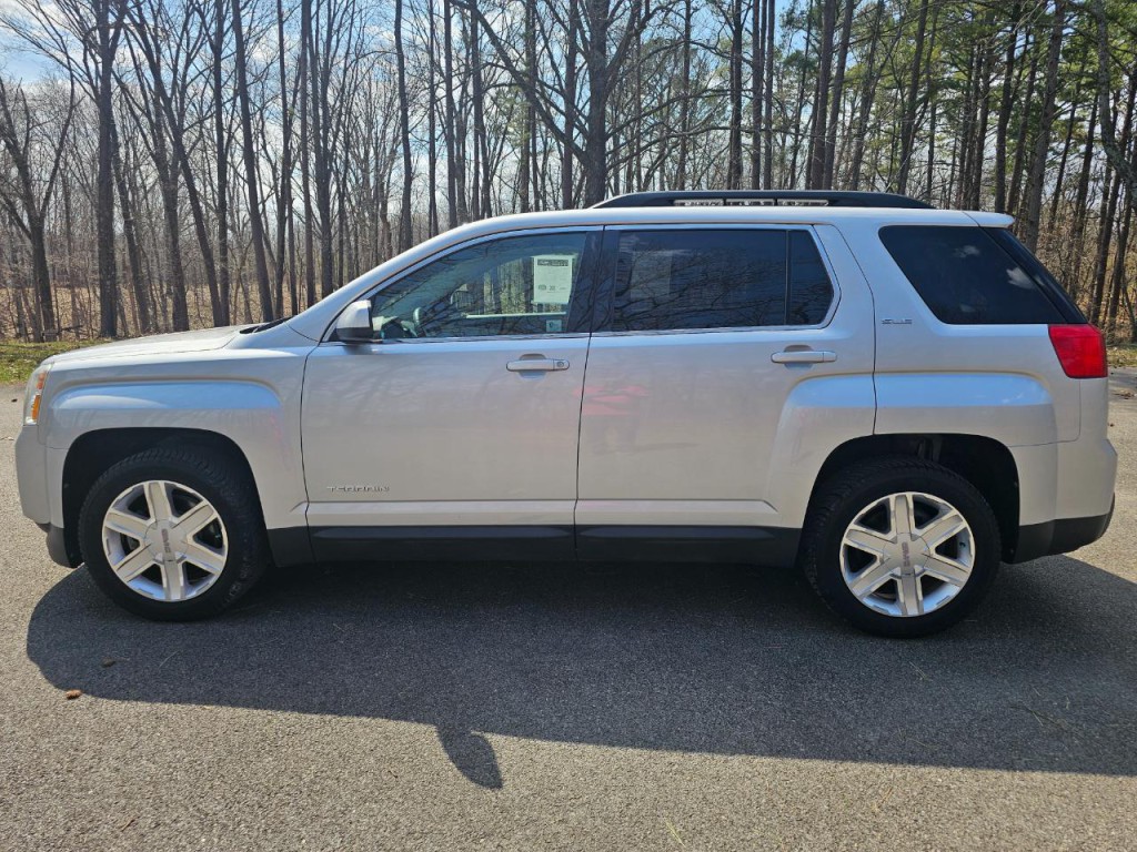 2011 GMC Terrain Image 10