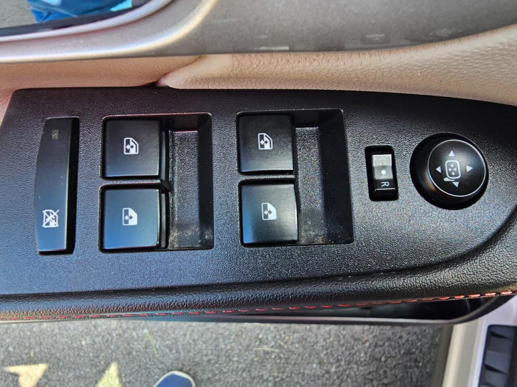 2011 GMC Terrain Image 29