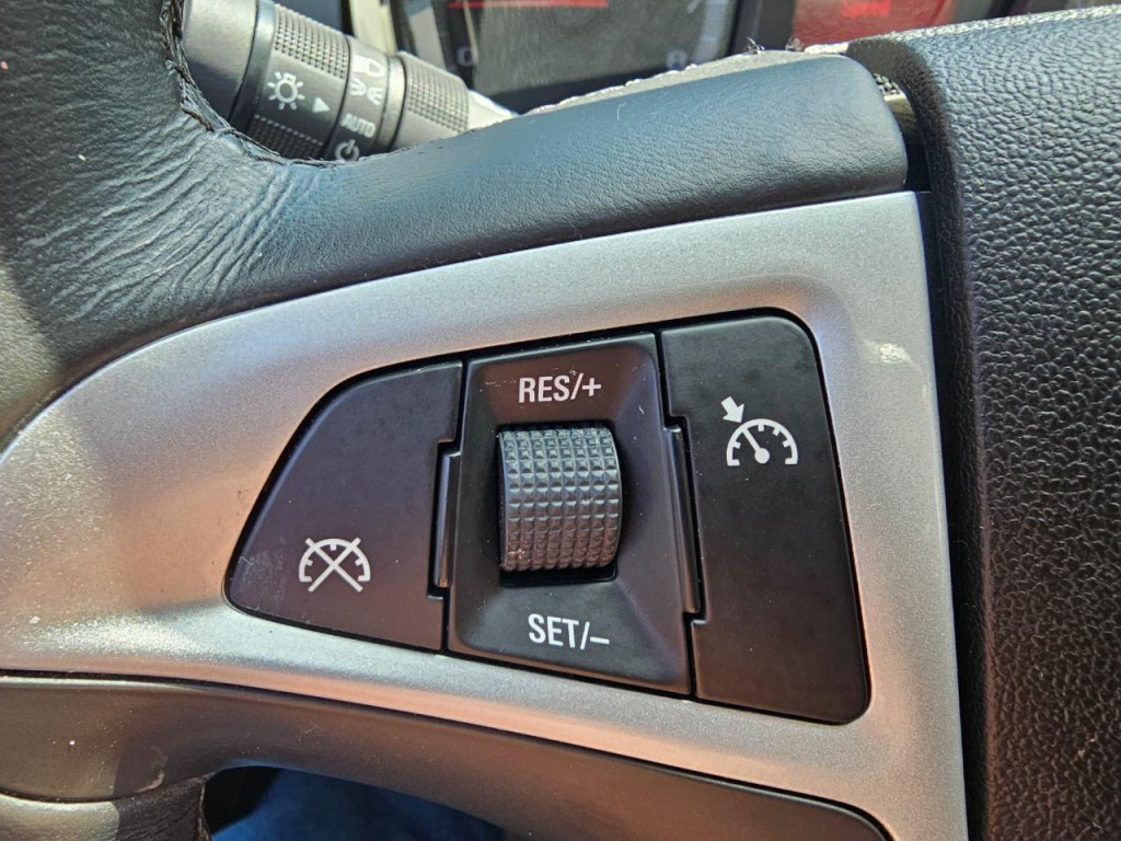 2011 GMC Terrain Image 41