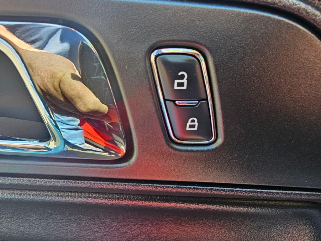 2016 Ford Mustang Image 26