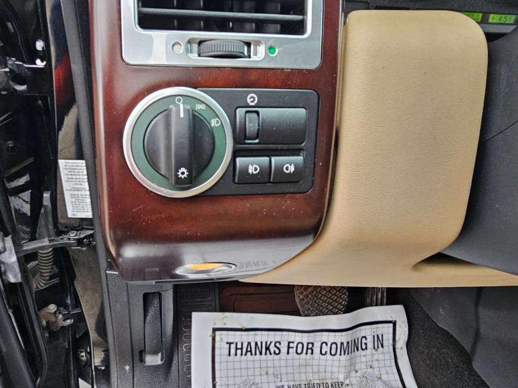 2004 Land Rover Range Rover Image 32