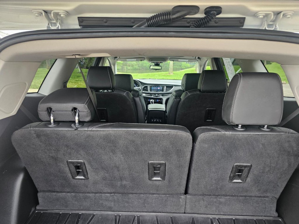 2021 Buick Enclave Image 24