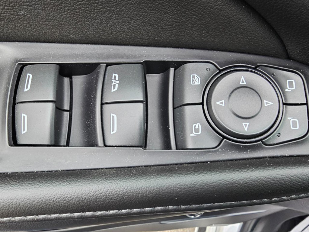 2021 Buick Enclave Image 40