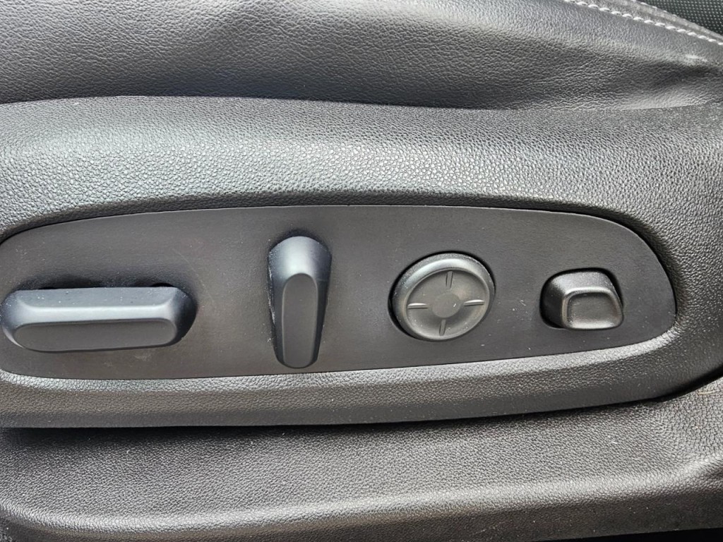 2021 Buick Enclave Image 43
