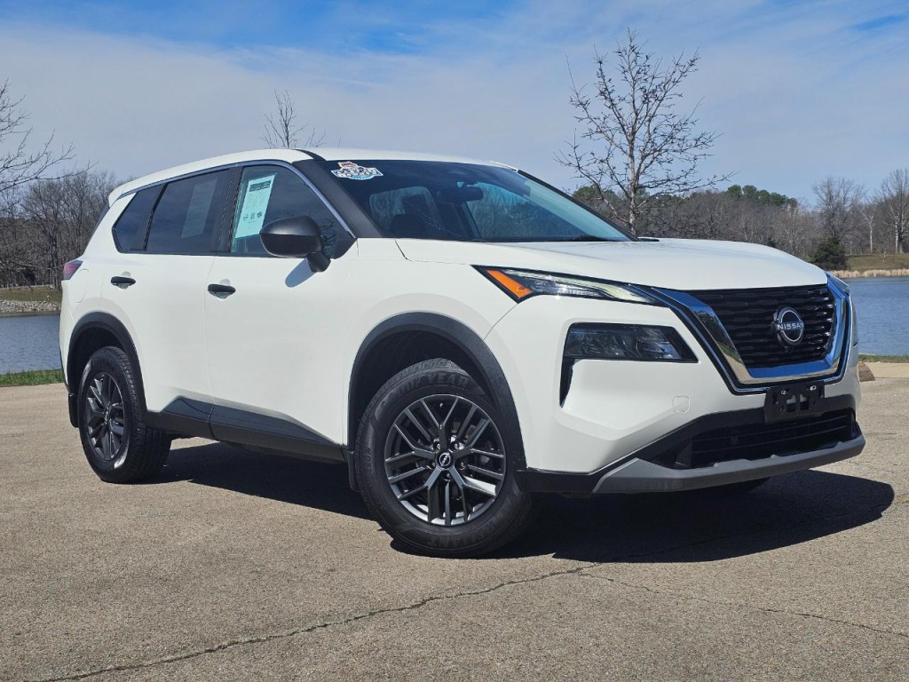 2023 Nissan Rogue Image 1