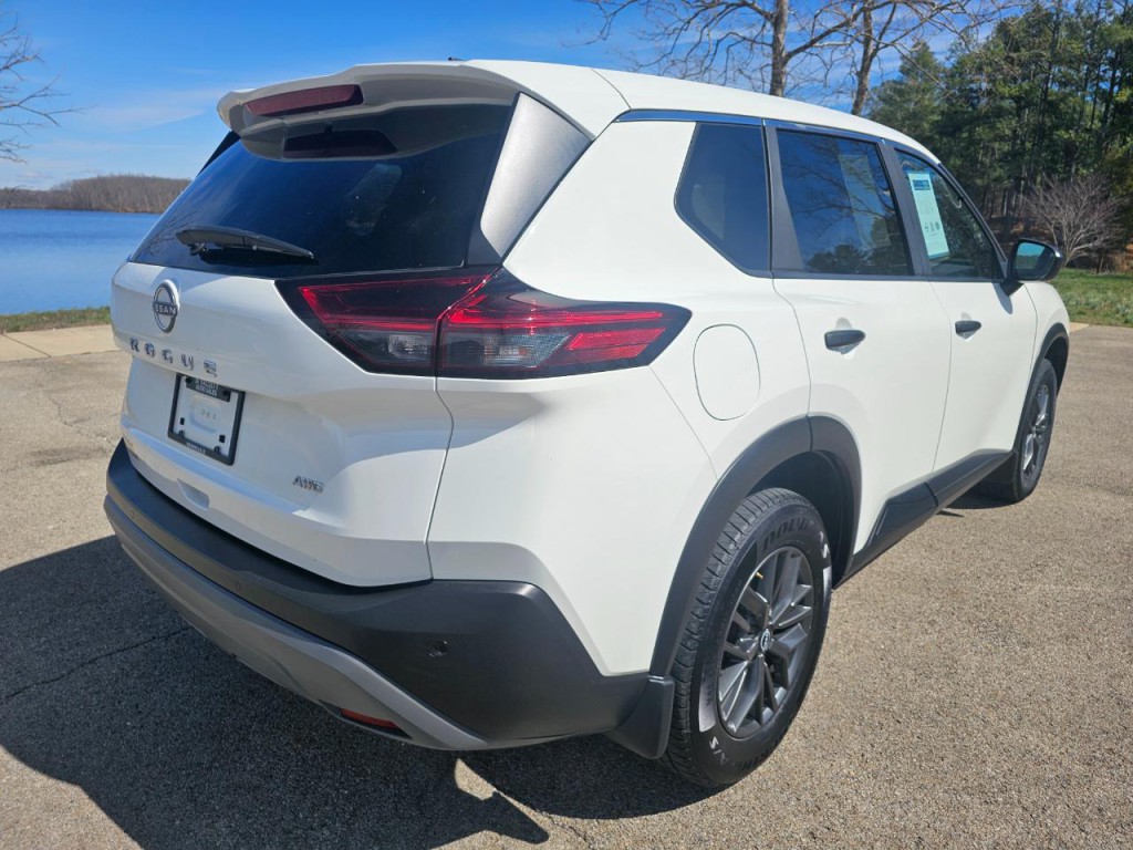 2023 Nissan Rogue Image 6