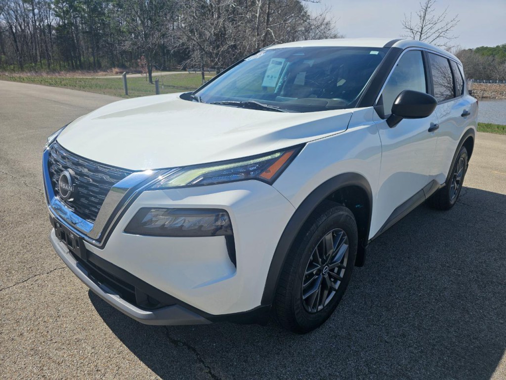 2023 Nissan Rogue Image 12