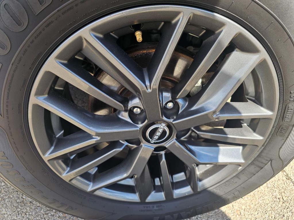 2023 Nissan Rogue Image 15