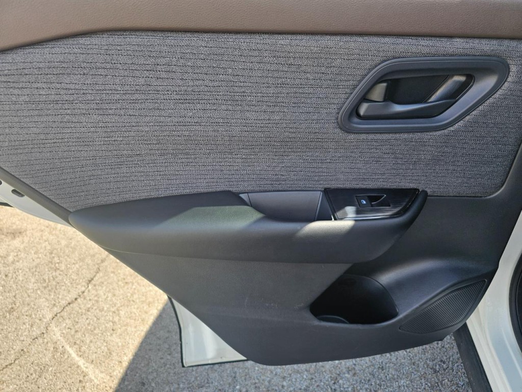 2023 Nissan Rogue Image 22