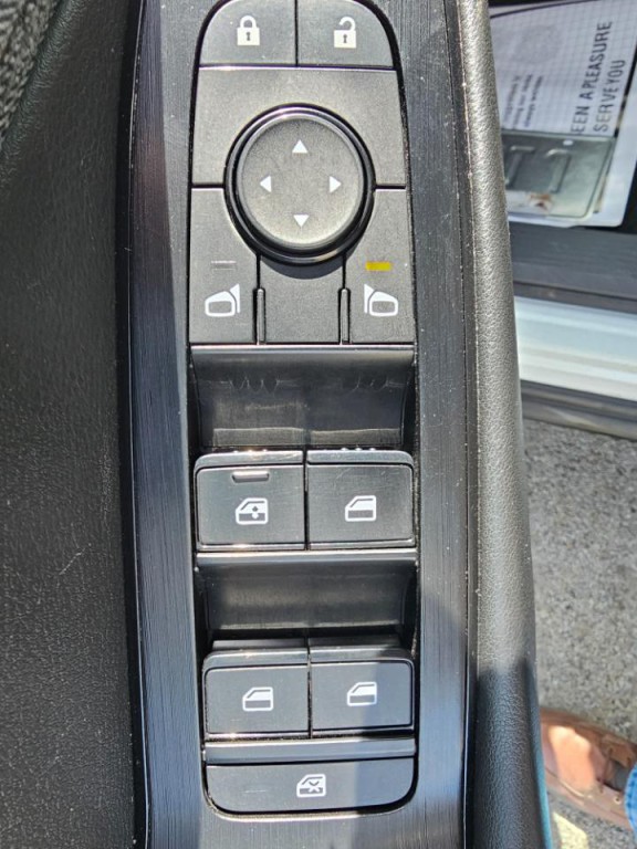 2023 Nissan Rogue Image 29