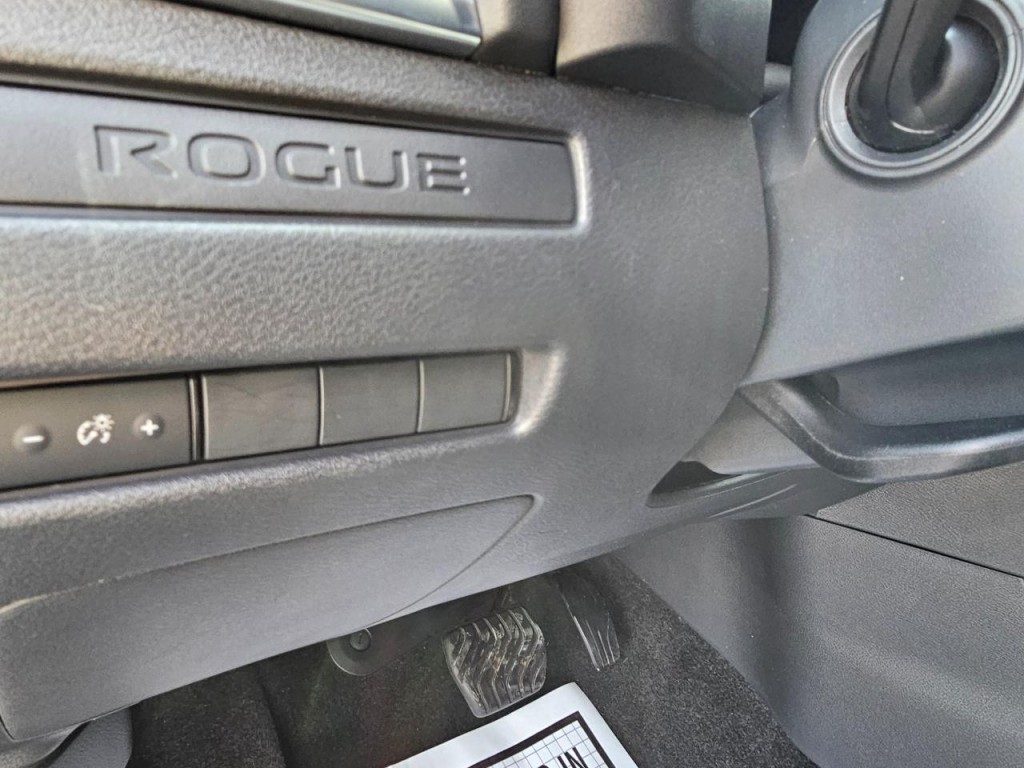 2023 Nissan Rogue Image 31