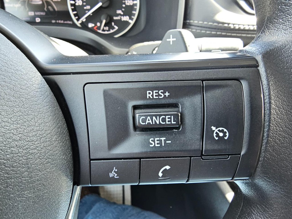 2023 Nissan Rogue Image 32