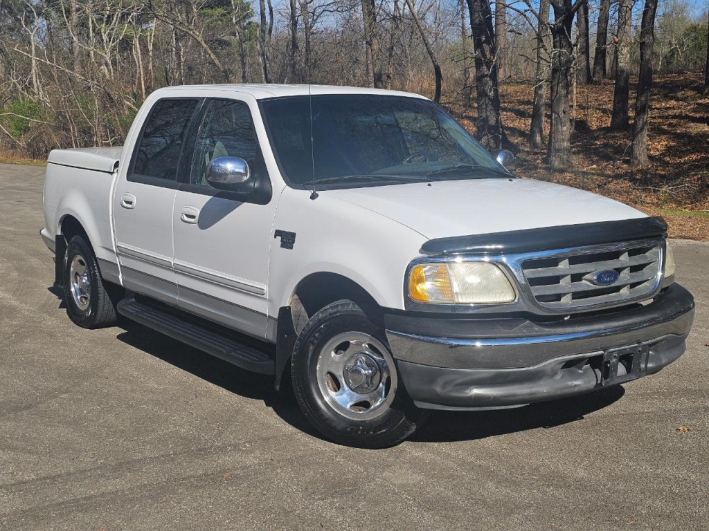 2001 Ford F-150 Image 2