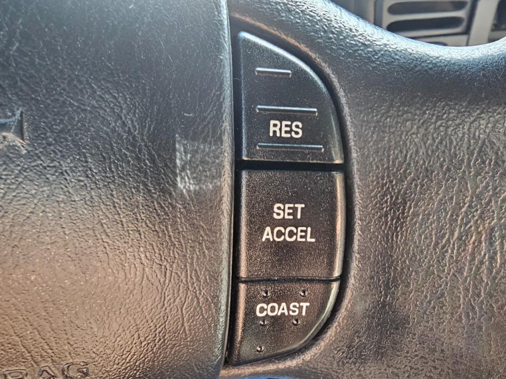 2001 Ford F-150 Image 32