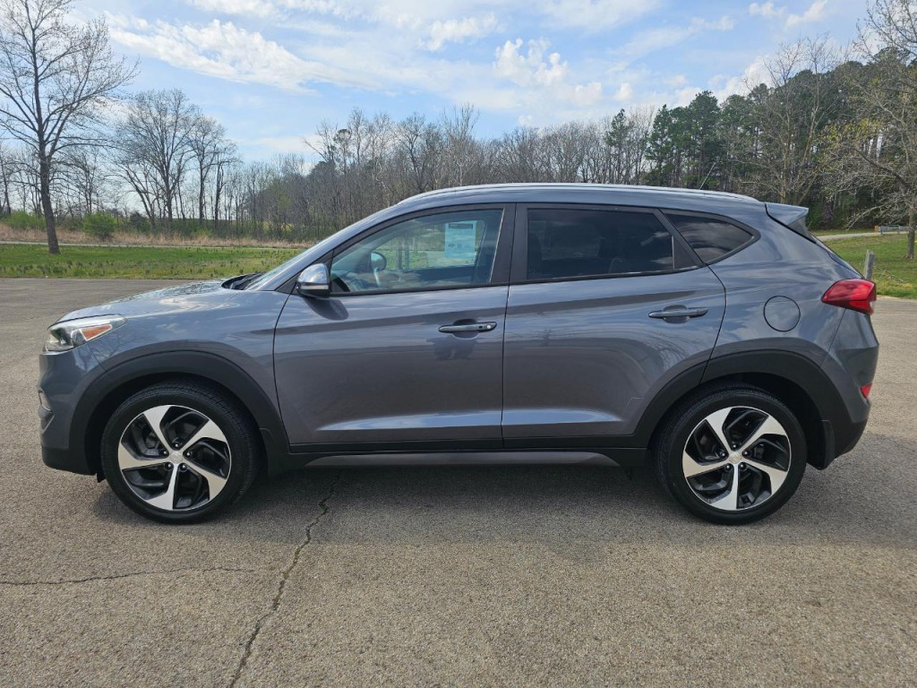 2016 Hyundai Tucson Image 10