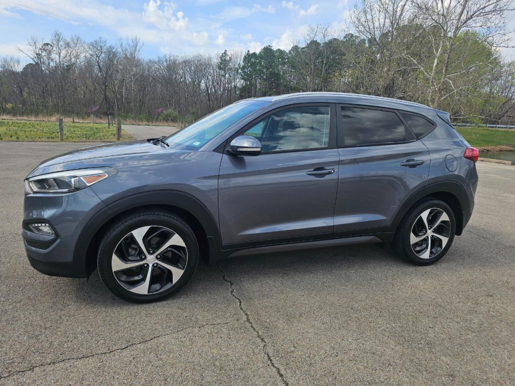 2016 Hyundai Tucson Image 11