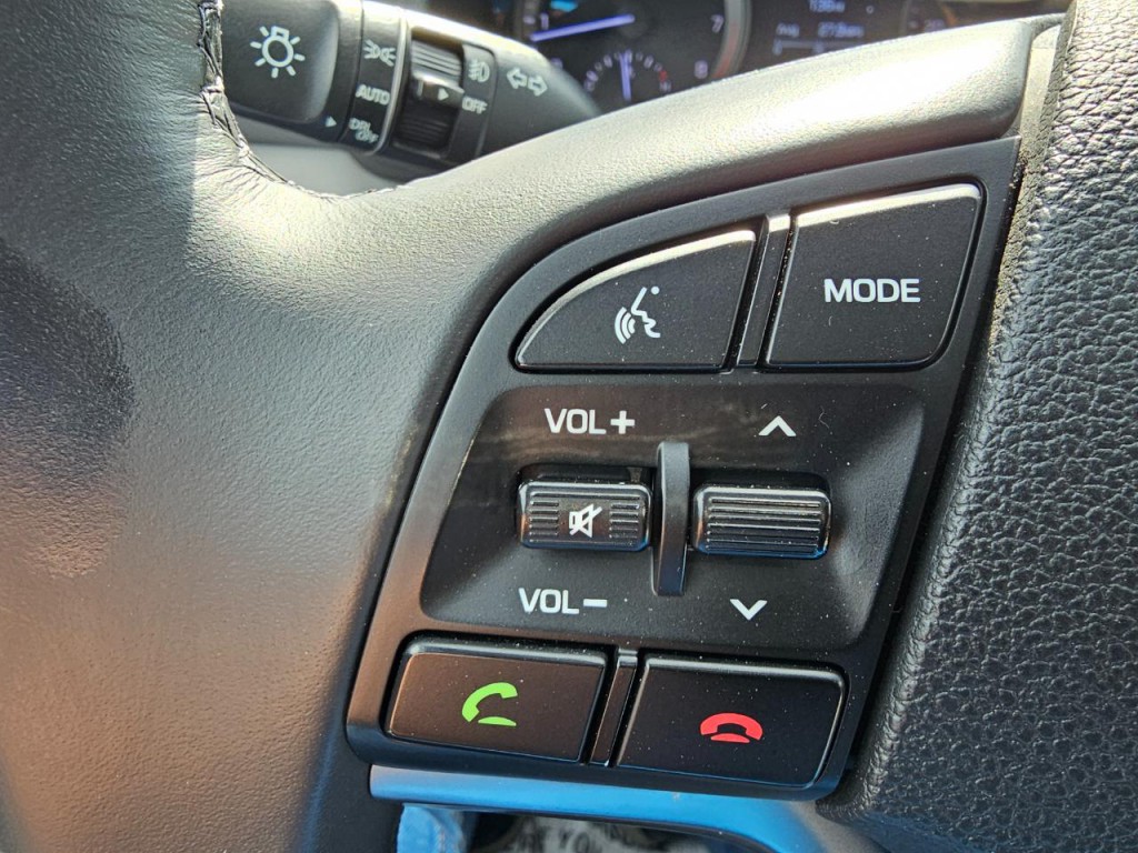 2016 Hyundai Tucson Image 38