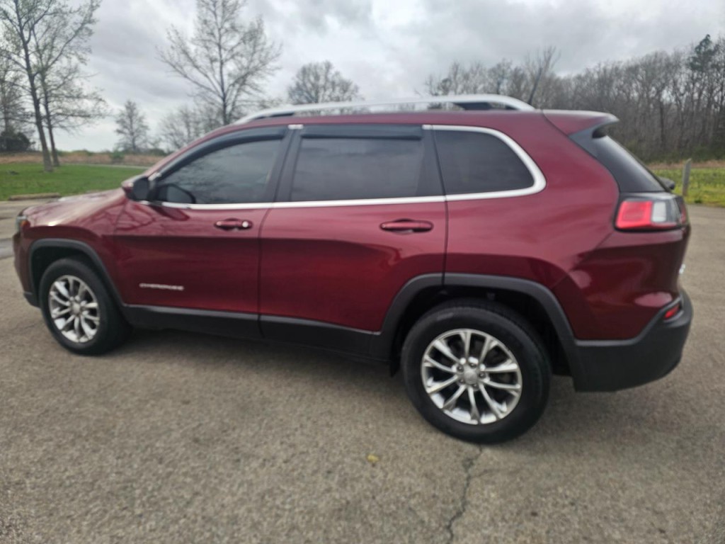 2019 Jeep Cherokee Image 9