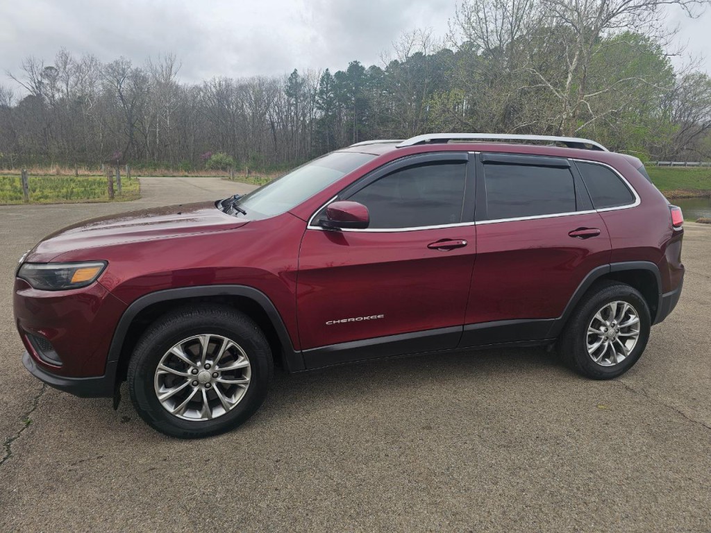 2019 Jeep Cherokee Image 11