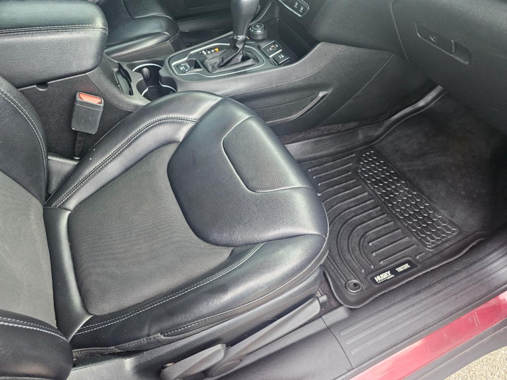 2019 Jeep Cherokee Image 17